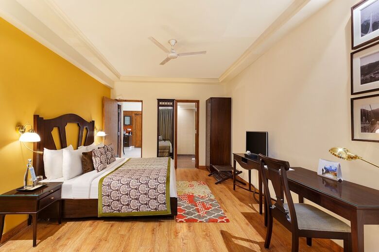 Hotel Aloha On The Ganges