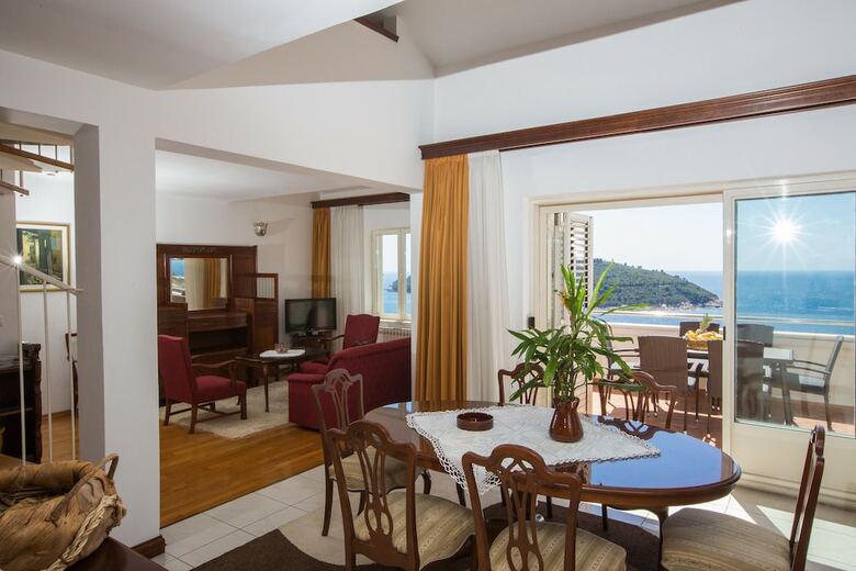 Apartamentos Penthouse The Best Old Town View