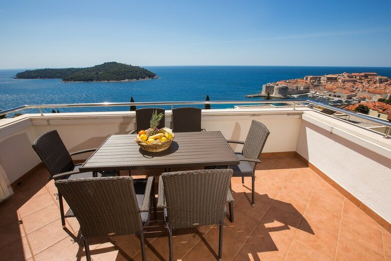 Apartamentos Penthouse The Best Old Town View
