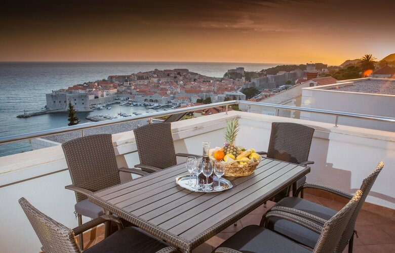Apartamentos Penthouse The Best Old Town View