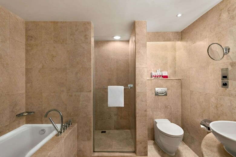 Hotel Ramada Plaza By Wyndham Dubai Deira