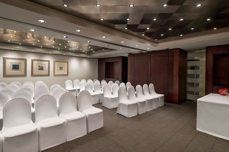 Hotel Ramada Plaza By Wyndham Dubai Deira