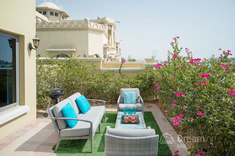 Dream Inn Dubai - Signature Villa