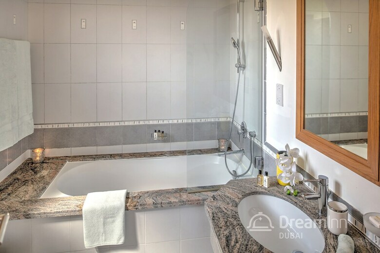Dream Inn Dubai - Signature Villa