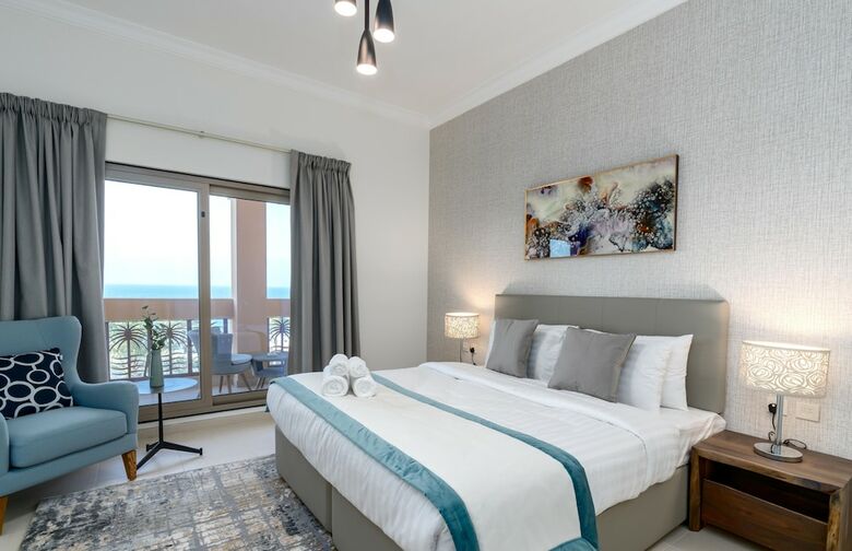Simply Comfort Luxury Sarai Apartments