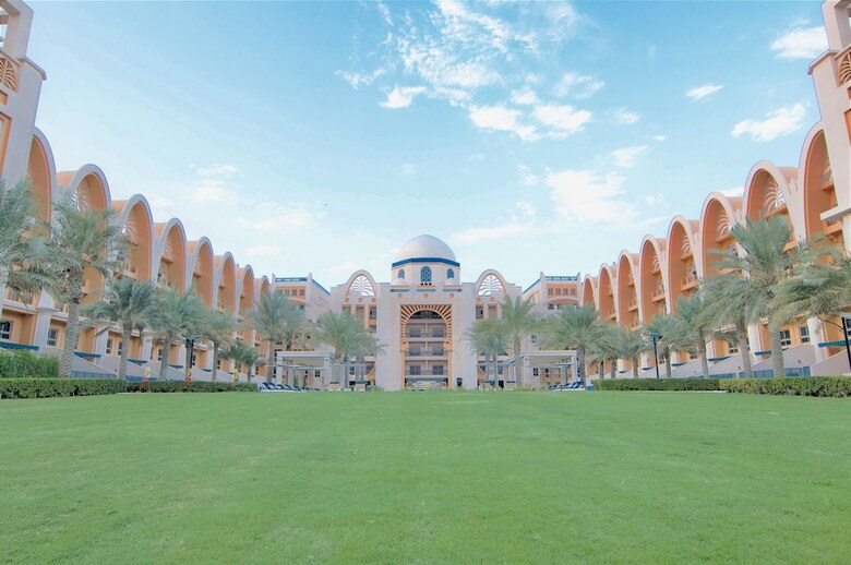 Simply Comfort Luxury Sarai Apartments