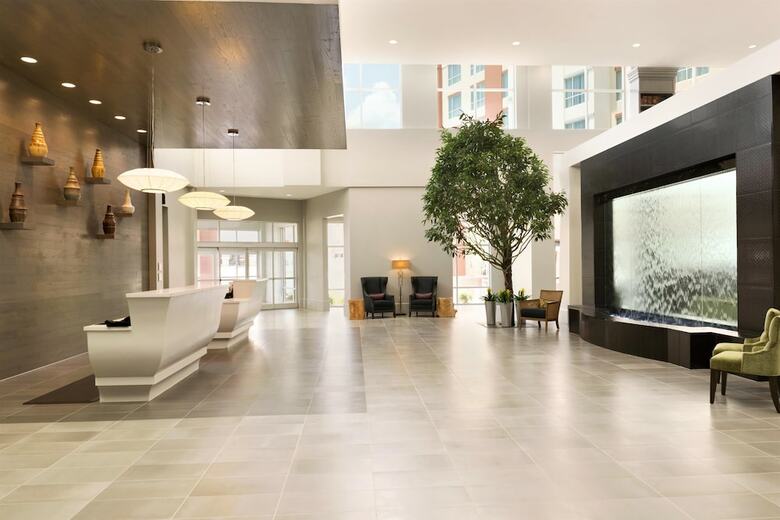 Hotel Embassy Suites By Hilton Charlotte Ayrsley