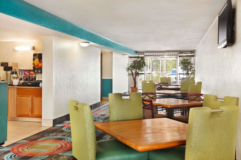 Hotel Baymont By Wyndham Little Rock