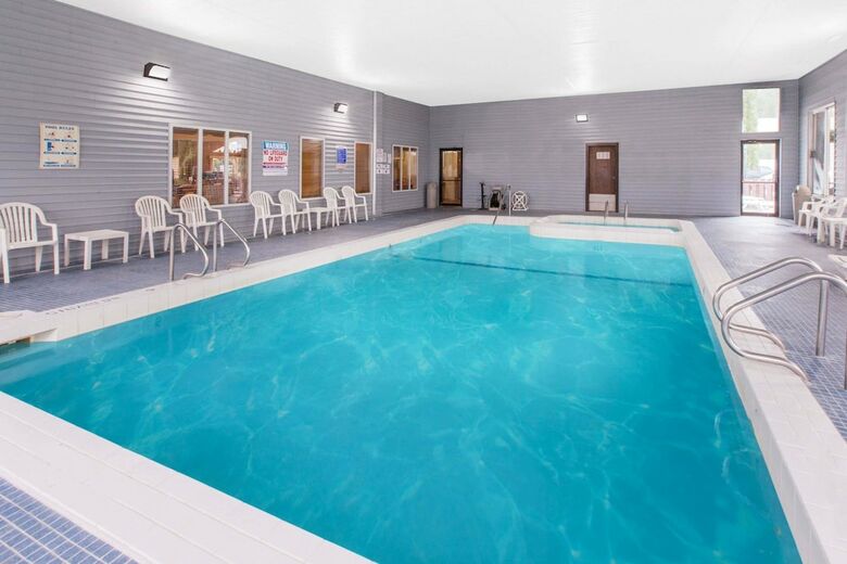 Hotel Days Inn By Wyndham Sault Ste Marie Mi