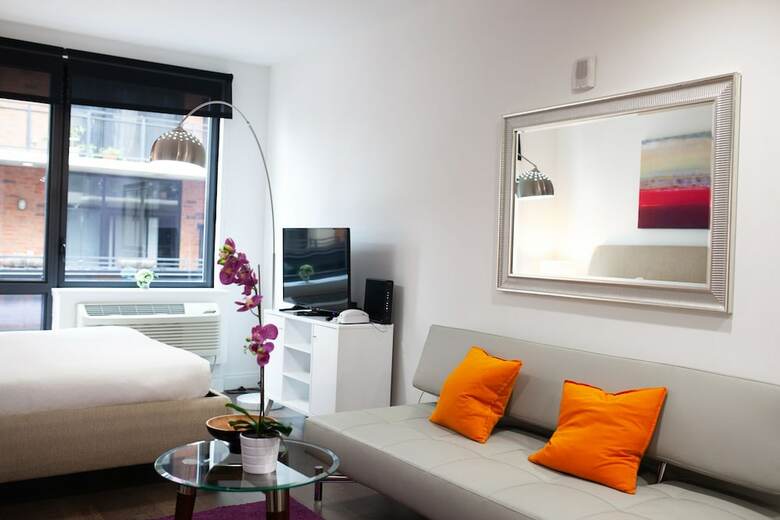 Apartamentos Dharma Home Suites At The Arts District