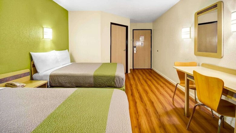 Motel 6 Lake Havasu, Az - Lakeside