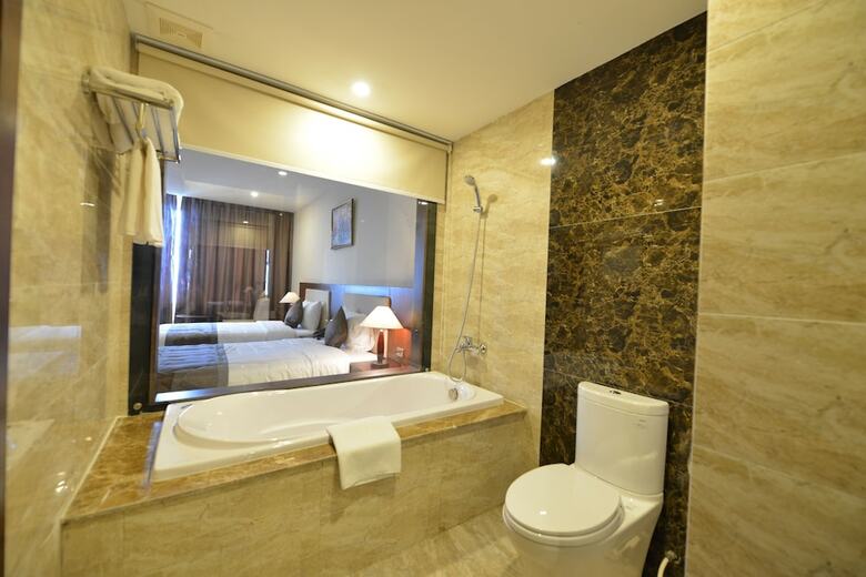 Muong Thanh Grand Cua Lo Hotel