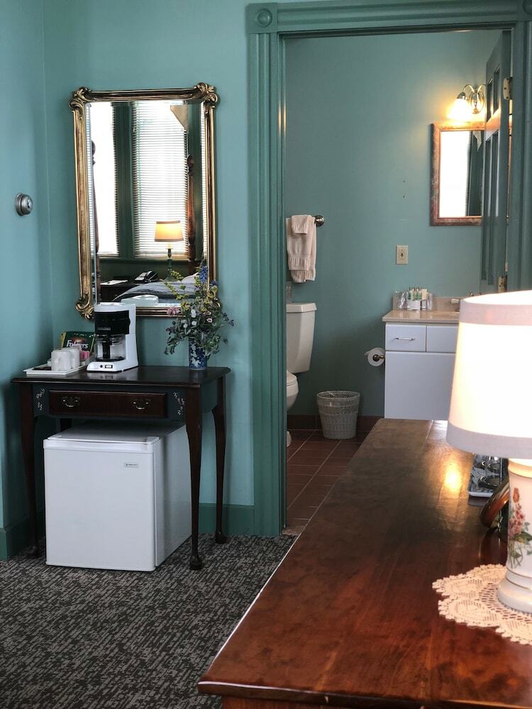 Bed & Breakfast Chambery Inn