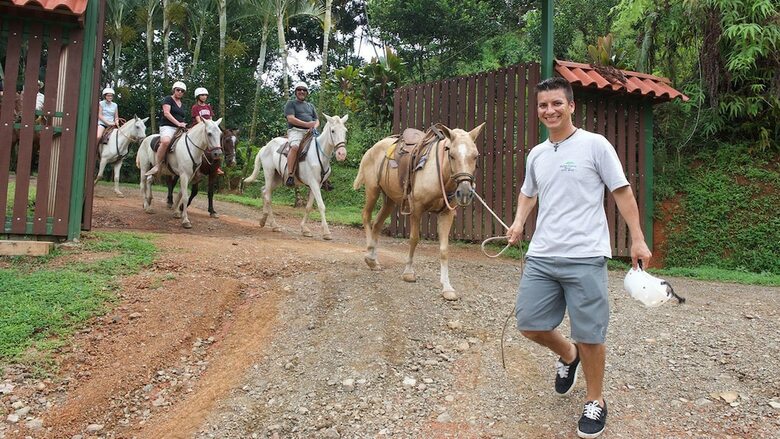 Posada Santa Juana Nature Reserve Full Board Lodge