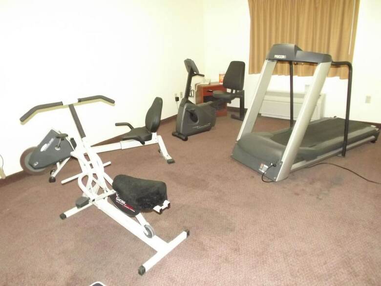 Motel Super 8 By Wyndham Iola Ks