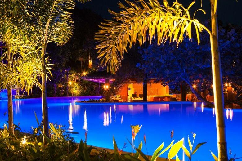 Hotel Grand Roatan Caribbean Resort