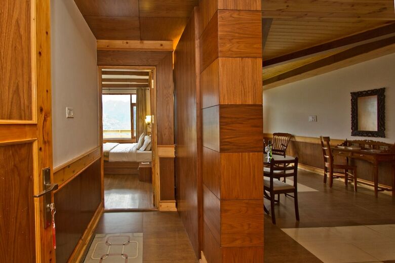 Hotel Vivaan The Sunrise Resort