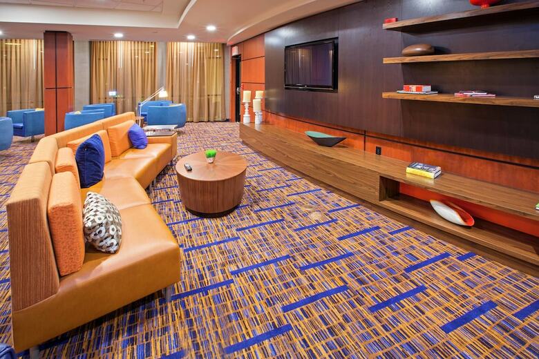 Hotel Courtyard By Marriott Louisville Northeast