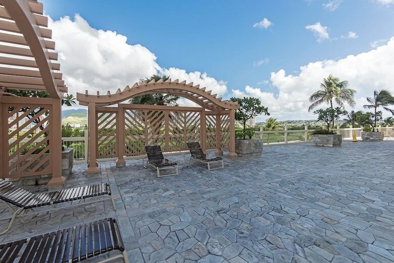 Island Colony By Hawaii Ocean Club