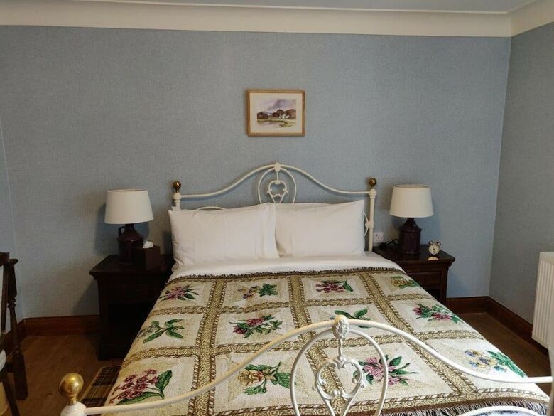 Hotel The Whispering Pine Lodge