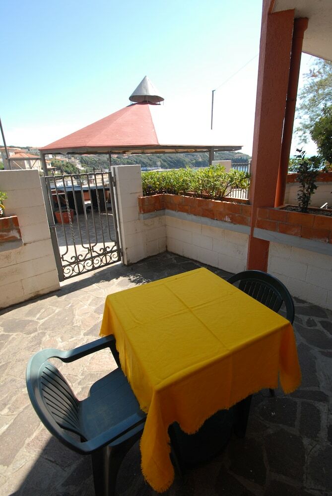 Hotel Ristorante Baia Del Sorriso