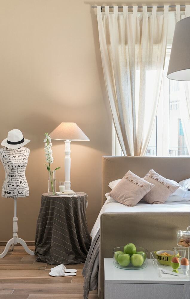 Hotel La Maison Des Tout Le Monde