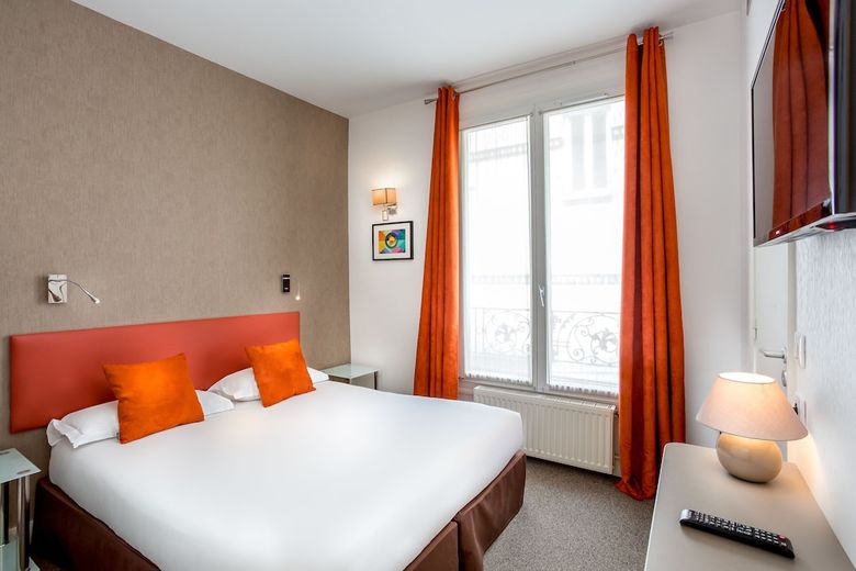 Porte De Versailles Hotel