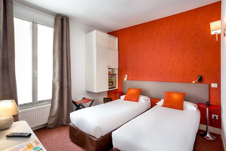 Porte De Versailles Hotel