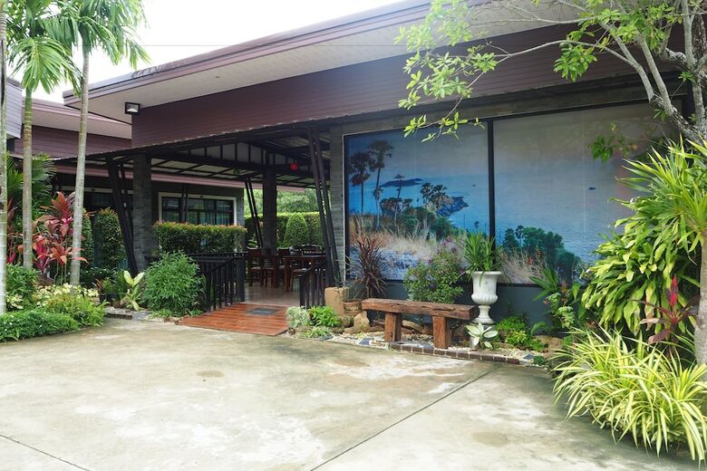 Hotel Jinda Resort