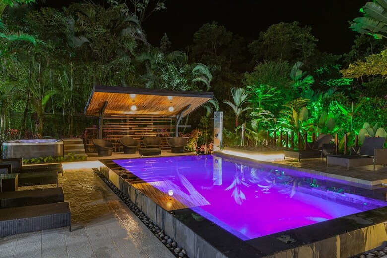 Tifakara Boutique Hotel & Birding Oasis
