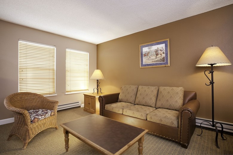 Legacy Vacation Resorts - Steamboat Suites