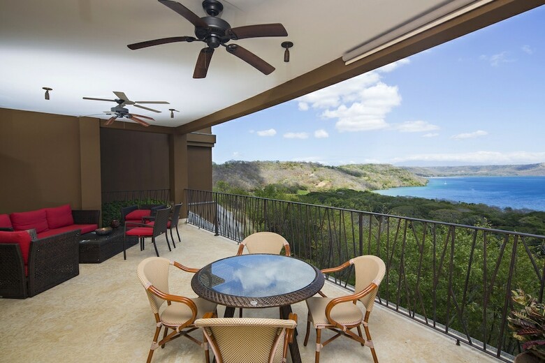 Papagayo Luxury