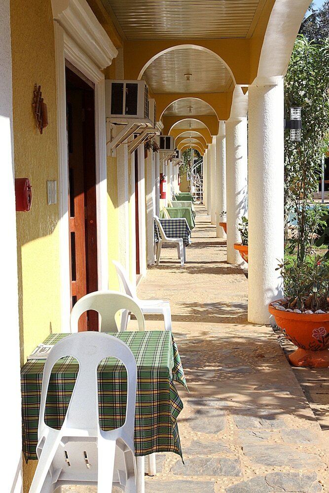 Bed & Breakfast Oyo 644 Flower Garden