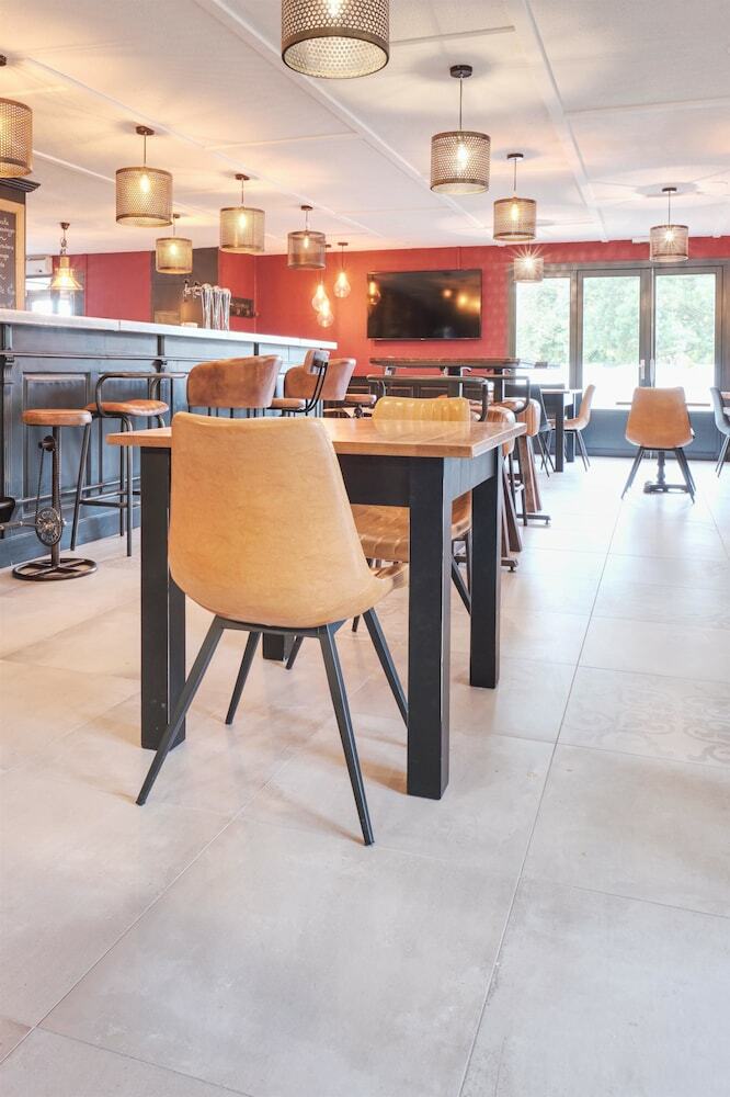 Hotel Kyriad Lille Est - Hem