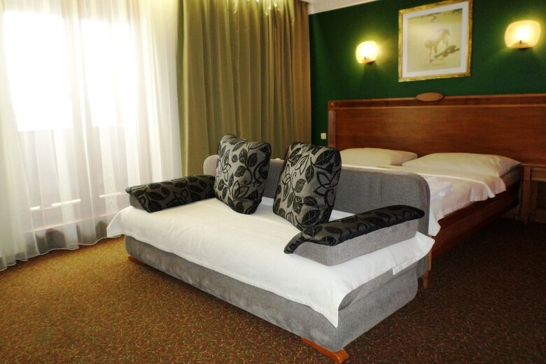 Hotel International