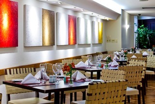 Hotel Golden Tulip Park Plaza