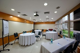 Hotel Golden Tulip Park Plaza