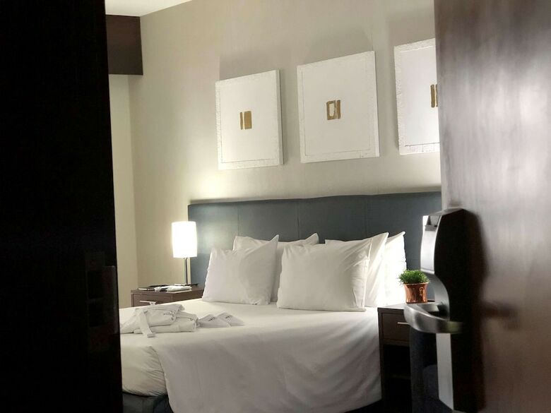 Grand Plaza Hotel