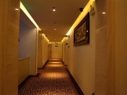 Green Alliance Beijing West Fourth Ring Beidadi Hotel