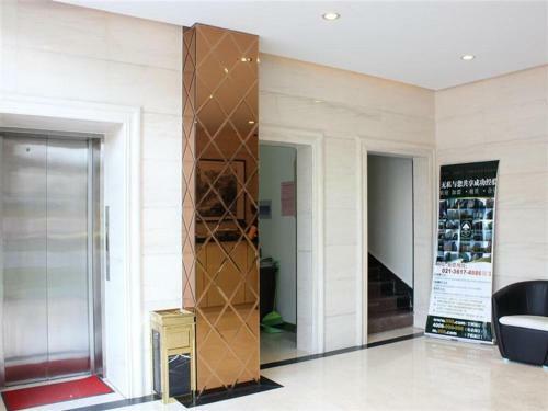 Green Alliance Beijing West Fourth Ring Beidadi Hotel
