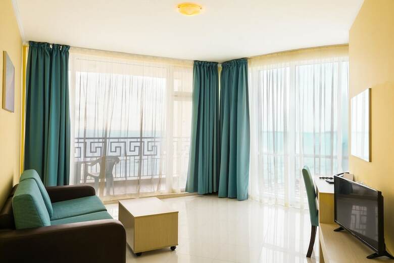 Blue Pearl Hotel- Ultra All Inclusive
