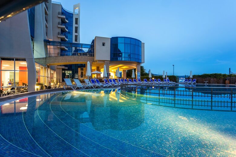 Blue Pearl Hotel- Ultra All Inclusive