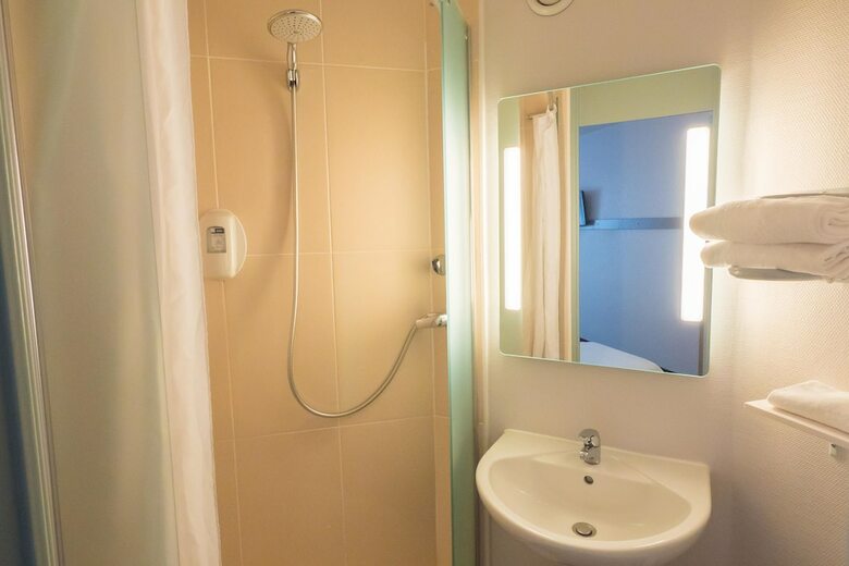 B&B Hotel Angers 2 Universit�