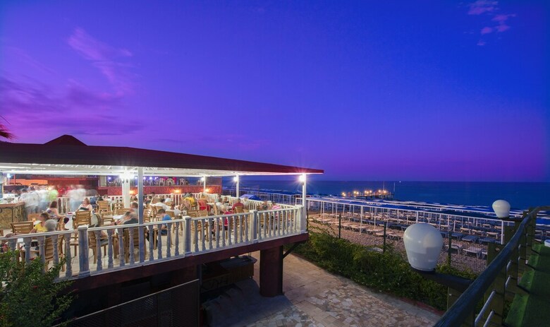 Hotel Sailor's Beach Club - All Inclusive