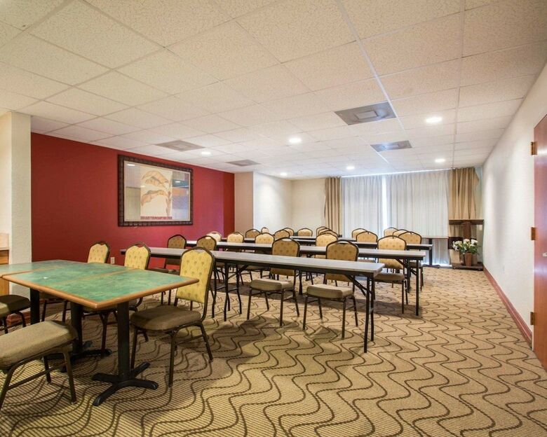 Hotel Comfort Suites Fort Pierce I-95