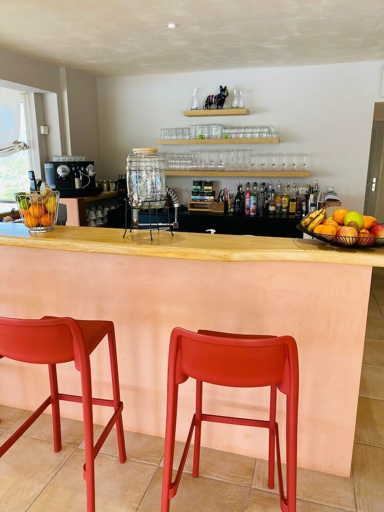 Hotel H�tel Alivi Di Santa Giulia