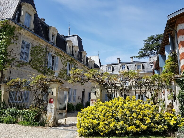 Hotel H�tel Restaurant - Chateau de Lalande