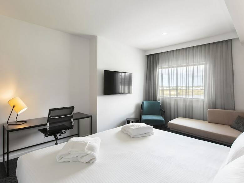 Hotel Mercure Sunshine Coast Kawana Waters