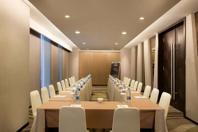 Hotel Santika Premiere Hayam Wuruk