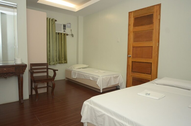 Hotel Reyna's The Haven And Gardens